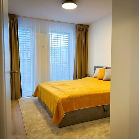 Quiet With Garden And Free Parking Apartment Trnava