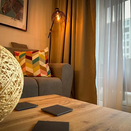 Streams With Garden And Free Parking *