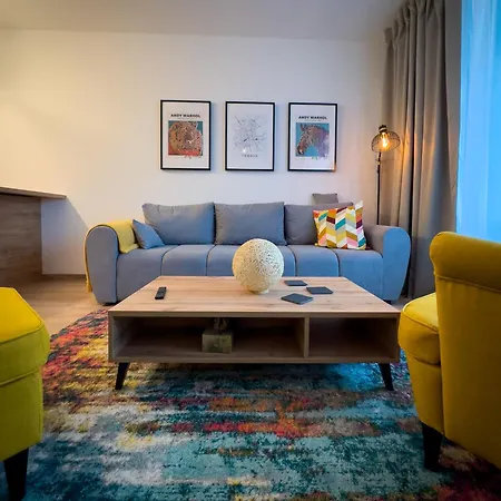 شقة Streams With Garden And Free Parking *