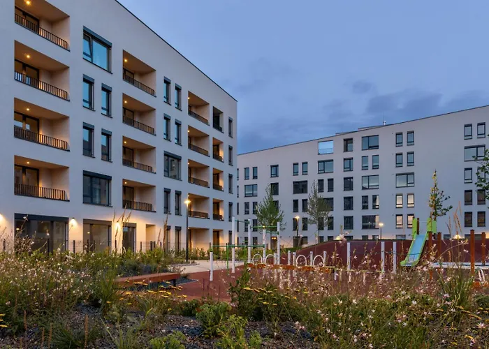 アパート Streams With Garden And Free Parking *