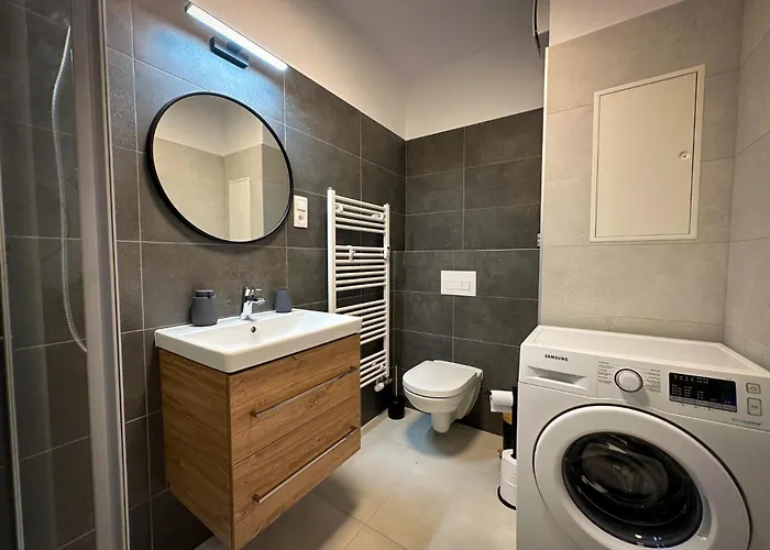 アパート Streams With Garden And Free Parking *